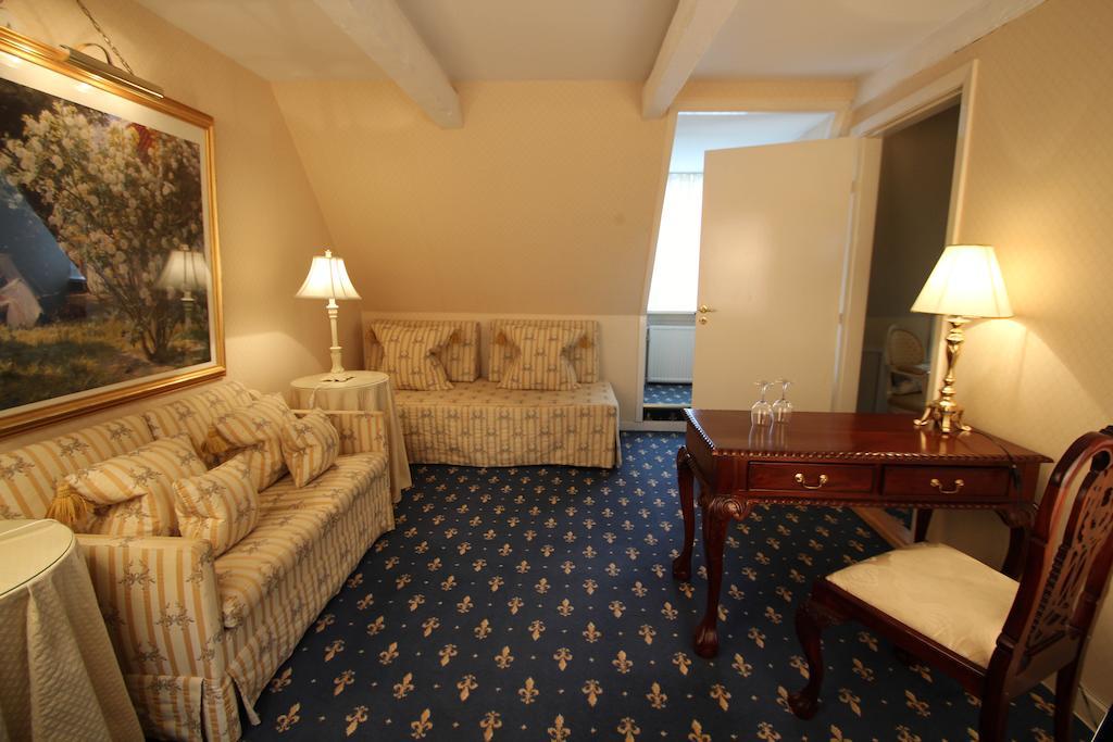 Store Restrup Manor House Zewnętrze zdjęcie